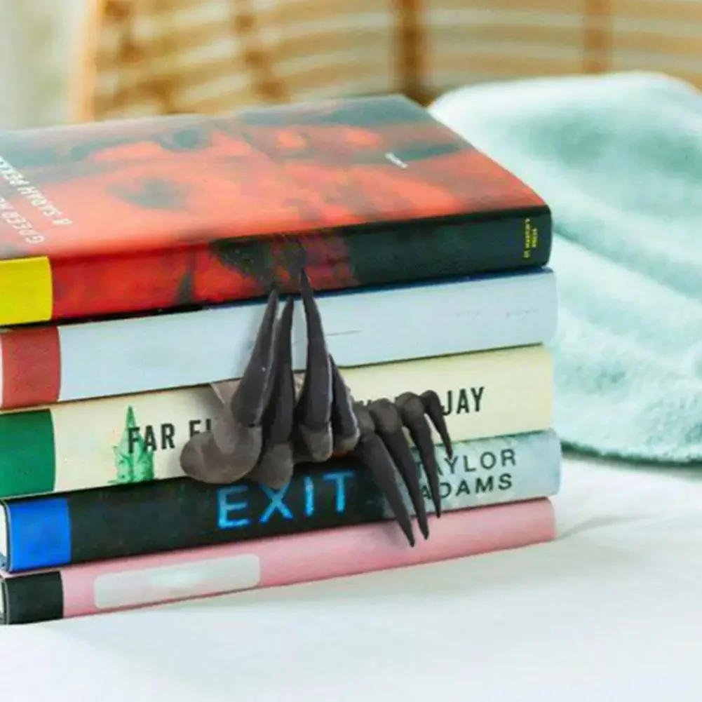 Thriller Devil bookmark tangan - Resin Art Bookmark ulasan dan harga